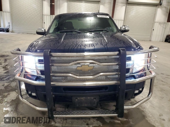 2011 Chevrolet Silverado 1500 with VIN 1GCPKTE37BF127292, listed as a Copart auction lot 47433705 with 185,322 mi miles and Salvage Title. Bid and sale history available at DreamBid. Image 5.