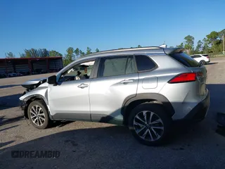 2022 Toyota Corolla Cross XLE с VIN 7MUEAAAG9NV005163, выставлен на аукционе IAAI как лот 41739906 с пробегом 55 424 миль миль и . История ставок и продаж доступна на DreamBid. Изображение 14.
