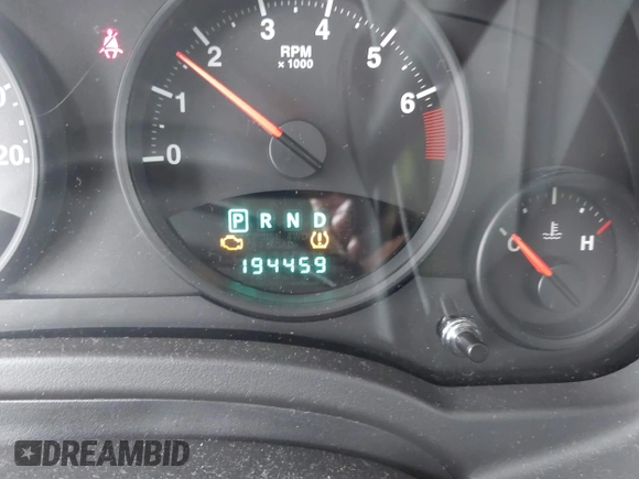 2009 Jeep Patriot Sport z VIN 1J4FT28B29D110728, wystawiony jako IAAI lot #42264825 z przebiegiem 194 459 mil mil oraz . Historia ofert i sprzedaży dostępna na DreamBid. Obrazek 7.