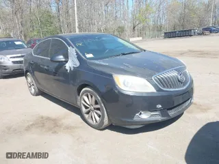 2014 Buick Verano Convenience Group with VIN 1G4PR5SK5E4172598, listed as a IAAI auction lot 42060693 with 226,948 mi miles. Bid and sale history available at carsss.com. Image 1.