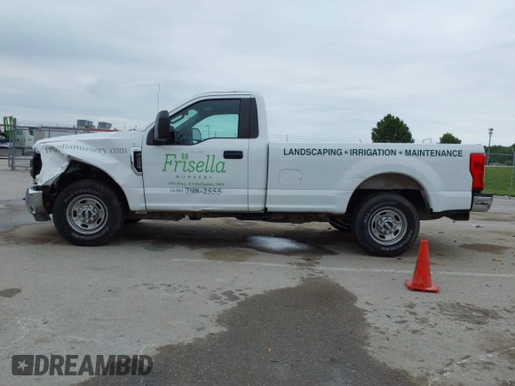 2017 Ford F-250 XL with VIN 1FTBF2A66HEF13905, listed as a IAAI auction lot 42339376 with 116,514 mi miles and . Bid and sale history available at DreamBid. Image 15.