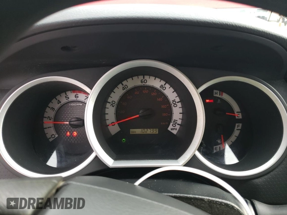 2014 Toyota Tacoma with VIN 5TFUX4EN4EX028133, listed as a Copart auction lot 43787235 with 102,799 mi miles and Salvage title. Bid and sale history available at DreamBid. Image 9.