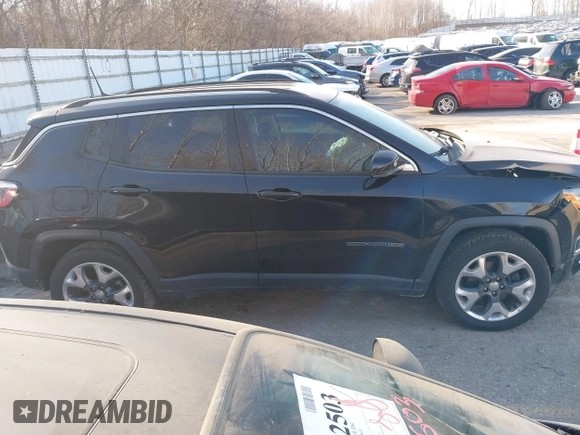 2018 Jeep Compass Limited z VIN 3C4NJCCBXJT140580, wystawiony jako IAAI lot #41797010 z przebiegiem 144 035 mil mil oraz . Historia ofert i sprzedaży dostępna na DreamBid. Obrazek 13.