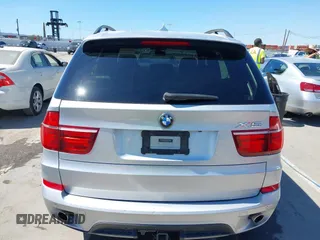 2012 BMW X5 35d z VIN 5UXZW0C5XCL665504, wystawiony jako IAAI lot #41835285 z przebiegiem 134 245 mil mil oraz . Historia ofert i sprzedaży dostępna na DreamBid. Obrazek 16.