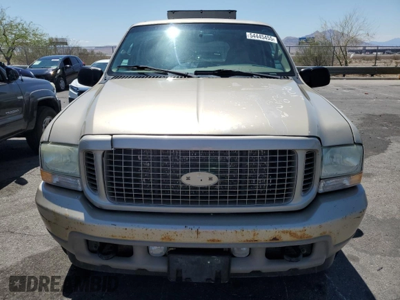 2004 Ford Excursion Limited z VIN 1FMNU43S94EB57481, wystawiony jako Copart lot #54445455 z przebiegiem 284 737 mil mil oraz Czysty tytuł • Clean title. Historia ofert i sprzedaży dostępna na DreamBid. Obrazek 5.