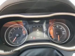 2016 Jeep Cherokee Altitude z VIN 1C4PJLCB2GW171155, wystawiony jako Copart lot #63656425 z przebiegiem 112 589 mil mil oraz Szkoda całkowita • Salvage title. Historia ofert i sprzedaży dostępna na DreamBid. Obrazek 9.