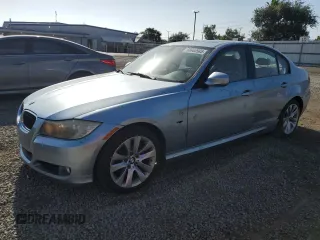 2011 BMW 3 Series 328i z VIN WBAPH7C54BE126050, wystawiony jako Copart lot #60640565 z przebiegiem 166 261 mil mil oraz Szkoda całkowita • Salvage title. Historia ofert i sprzedaży dostępna na DreamBid. Obrazek 1.
