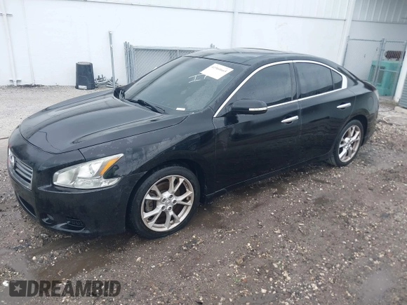 2014 Nissan Maxima S with VIN 1N4AA5AP5EC463435, listed as a IAAI auction lot 41960665 with 173,326 mi miles and . Bid and sale history available at DreamBid. Image 2.