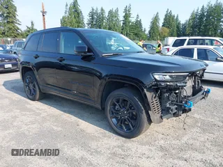2023 Jeep Grand Cherokee 30th Anniversary with VIN 1C4RJYB6XP8913834, listed as a IAAI auction lot 42544377 with 25,098 mi miles and . Bid and sale history available at DreamBid. Image 1.