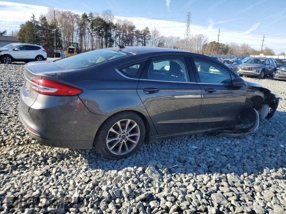2017 Ford Fusion SE с VIN 3FA6P0H7XHR237703, выставлен на аукционе Copart как лот 43953005 с пробегом 151 225 миль миль и Списание • Salvage title. История ставок и продаж доступна на DreamBid. Изображение 3.