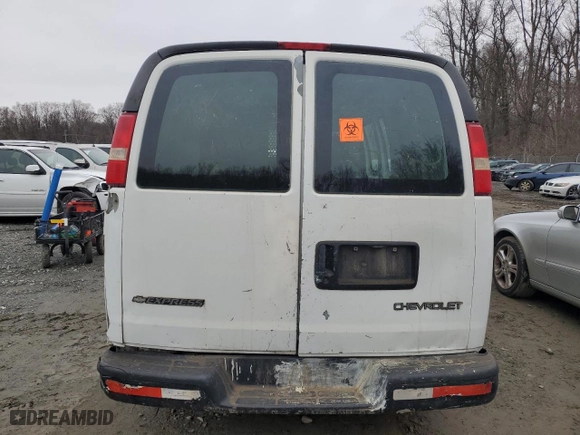 2005 Chevrolet Express Cargo Van with VIN 1GCFG15X751245459, listed as a Copart auction lot 44382425 with 174,347 mi miles and Salvage Title. Bid and sale history available at carsss.com. Image 6.
