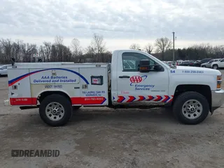 2017 Chevrolet Silverado 3500HD with VIN 1GC0KYEG4HZ401007, listed as a IAAI auction lot 41629647 with 210,431 mi miles and . Bid and sale history available at DreamBid. Image 13.