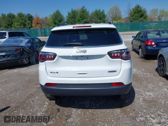 2023 Jeep Compass Latitude with VIN 3C4NJDBN9PT561829, listed as a IAAI auction lot 41994610 with 29,583 mi miles and . Bid and sale history available at DreamBid. Image 17.