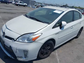 2015 Toyota Prius Four с VIN JTDKN3DU5F2002042, выставлен на аукционе IAAI как лот 42309195 с пробегом 177 951 миль миль и . История ставок и продаж доступна на DreamBid. Изображение 17.