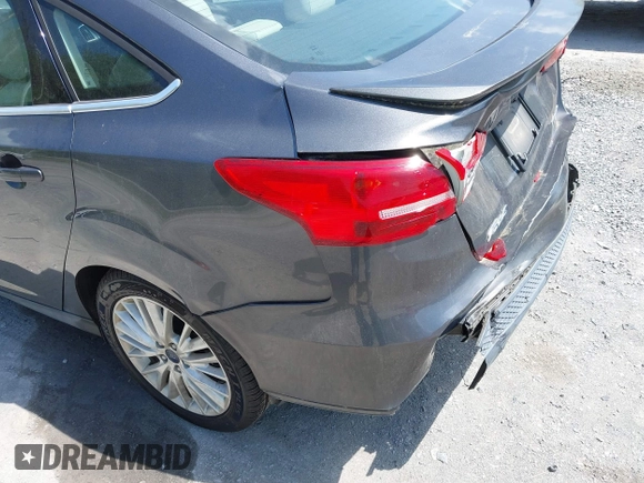 2018 Ford Focus Titanium с VIN 1FADP3J22JL314642, выставлен на аукционе IAAI как лот 42128194 с пробегом 62 787 миль миль и . История ставок и продаж доступна на DreamBid. Изображение 21.