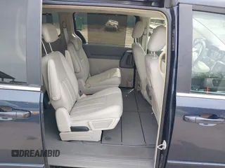 2008 Chrysler Town & Country Touring with VIN 2A8HR54P18R612733, listed as a IAAI auction lot 42113549 with 28,437 mi miles and . Bid and sale history available at carsss.com. Image 8.
