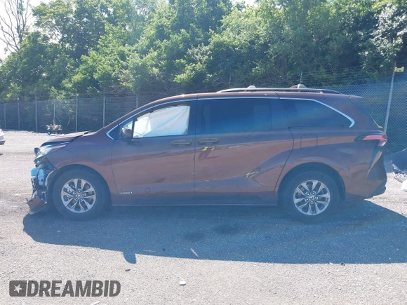 2021 Toyota Sienna LE z VIN 5TDKRKEC0MS062918, wystawiony jako IAAI lot #42382540 z przebiegiem 54 271 mil mil oraz . Historia ofert i sprzedaży dostępna na DreamBid. Obrazek 15.