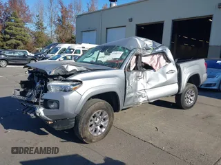 2018 Toyota Tacoma SR with VIN 3TMCZ5AN9JM127113, listed as a IAAI auction lot 41400379 with 12,660 mi miles. Bid and sale history available at carsss.com. Image 18.