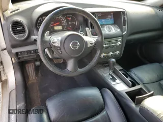 2013 Nissan Maxima SV z VIN 1N4AA5AP4DC809103, wystawiony jako Copart lot #47820485 z przebiegiem 147 493 mil mil oraz Szkoda całkowita • Salvage title. Historia ofert i sprzedaży dostępna na DreamBid. Obrazek 8.