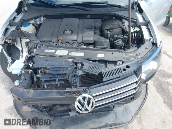 2013 Volkswagen Passat SE z VIN 1VWBP7A38DC123553, wystawiony jako IAAI lot #42341621 z przebiegiem 178 504 mil mil oraz . Historia ofert i sprzedaży dostępna na DreamBid. Obrazek 10.