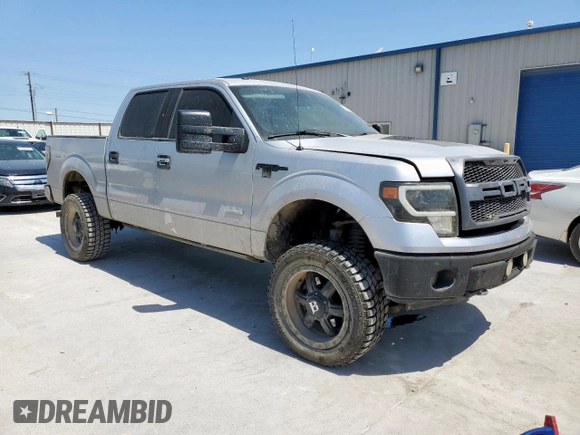 2014 Ford F-150 XL with VIN 1FTFW1ET2EKD73201, listed as a Copart auction lot 52908655 with 245,012 mi miles and Salvage Title. Bid and sale history available at carsss.com. Image 4.