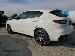 2021 Maserati Levante GranSport with VIN ZN661XUS8MX379725, listed as a Copart auction lot 82186843 with 0 mi miles. Bid and sale history available at carsss.com. Image 2.