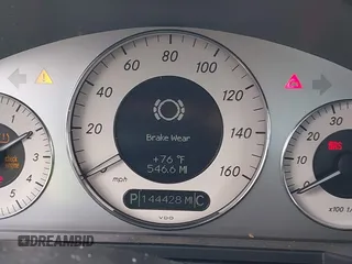 2008 Mercedes-Benz E-Class Luxury 3.5L with VIN WDBUF56XX8B264584, listed as a IAAI auction lot 41777477 with 144,428 mi miles. Bid and sale history available at carsss.com. Image 15.