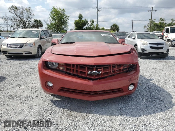 2013 Chevrolet Camaro LT z VIN 2G1FB1E37D9110867, wystawiony jako Copart lot #54696005 z przebiegiem 153 437 mil mil oraz Szkoda całkowita • Salvage title. Historia ofert i sprzedaży dostępna na DreamBid. Obrazek 5.