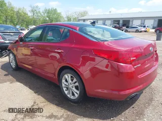 2012 Kia Optima EX z VIN 5XXGN4A77CG008747, wystawiony jako IAAI lot #42202927 z przebiegiem 221 322 mil mil oraz . Historia ofert i sprzedaży dostępna na DreamBid. Obrazek 3.