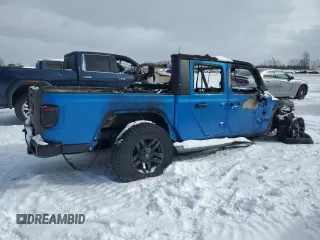 2020 Jeep Gladiator Sport S with VIN 1C6JJTAG6LL193103, listed as a Copart auction lot 46032415 with Not Provided miles and Salvage Title. Bid and sale history available at carsss.com. Image 3.