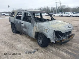 2007 GMC Yukon SLT with VIN 1GKFC13067J306549, listed as a IAAI auction lot 41605636 with 1 mi miles. Bid and sale history available at carsss.com. Image 1.