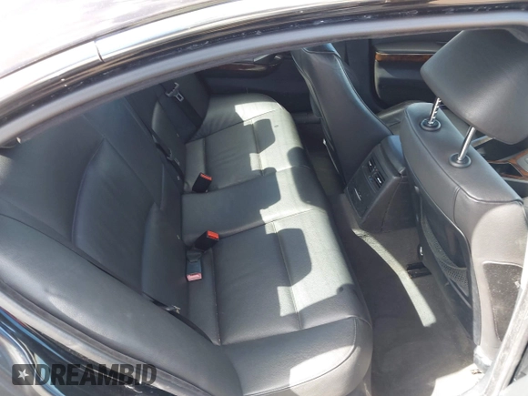 2007 BMW 3 Series 335i with VIN WBAVB73517PA88476, listed as a IAAI auction lot 42300906 with 133,341 mi miles and . Bid and sale history available at DreamBid. Image 8.