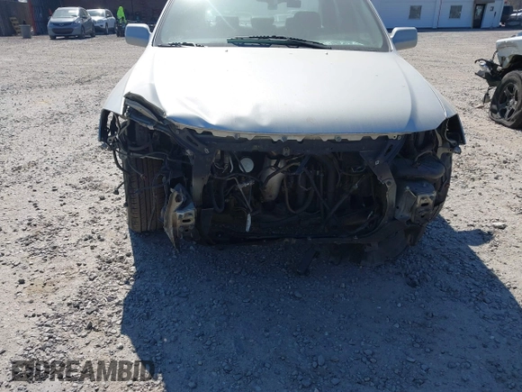 2000 Toyota Avalon XL with VIN 4T1BF28B3YU091810, listed as a IAAI auction lot 41666963 with 130,835 mi miles and . Bid and sale history available at DreamBid. Image 6.