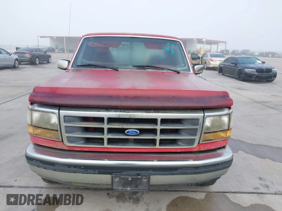 1992 Ford F-150 with VIN 1FTEX15N5NKA08828, listed as a IAAI auction lot 41882327 with Not Provided miles. Bid and sale history available at carsss.com. Image 6.