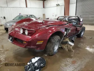 1980 Chevrolet Corvette z VIN 1Z876AS435059, wystawiony jako Copart lot #86582884 z przebiegiem Nie podano mil oraz Czysty tytuł • Clean title. Historia ofert i sprzedaży dostępna na DreamBid. Obrazek 1.