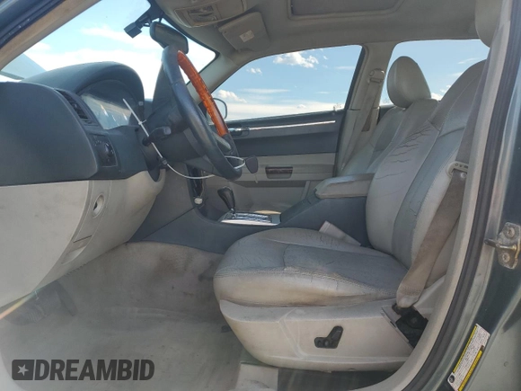 2005 Chrysler 300 with VIN 2C3JA63H95H628183, listed as a Copart auction lot 50269975 with 237,375 mi miles and Salvage Title. Bid and sale history available at carsss.com. Image 7.