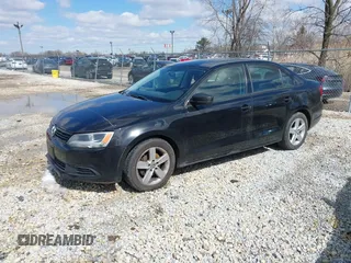 2014 Volkswagen Jetta TDI w/Premium/Nav с VIN 3VWLL7AJ7EM407772, выставлен на аукционе IAAI как лот 41841561 с пробегом 121 939 миль миль и . История ставок и продаж доступна на DreamBid. Изображение 2.