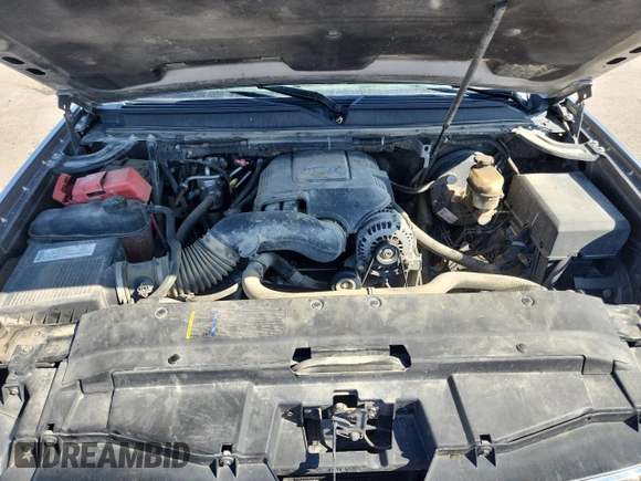 2007 Chevrolet Tahoe LT with VIN 1GNFK13027R241786, listed as a Copart auction lot 60067935 with 325,486 mi miles and Salvage title. Bid and sale history available at DreamBid. Image 12.
