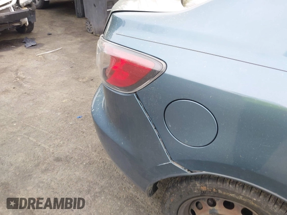 2011 Mazda 3 i Sport with VIN JM1BL1UG6B1438502, listed as a IAAI auction lot 41950959 with 131,856 mi miles and . Bid and sale history available at DreamBid. Image 16.
