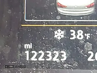 2017 Volkswagen Passat SE z VIN 1VWGT7A32HC017669, wystawiony jako IAAI lot #41938824 z przebiegiem 122 323 mil mil oraz . Historia ofert i sprzedaży dostępna na DreamBid. Obrazek 15.