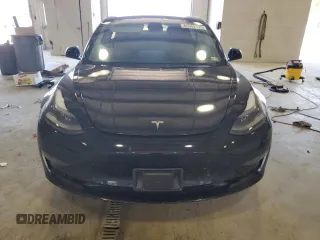 2023 Tesla Model 3 z VIN 5YJ3E1EA1PF466005, wystawiony jako Copart lot #60962125 z przebiegiem 47 239 mil mil oraz Szkoda całkowita • Salvage title. Historia ofert i sprzedaży dostępna na DreamBid. Obrazek 5.
