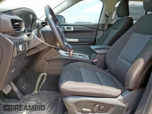 2022 Ford Explorer XLT with VIN 1FMSK7DH8NGB62920, listed as a Copart auction lot 56868815 with 26,425 mi miles and Salvage title. Bid and sale history available at DreamBid. Image 7.