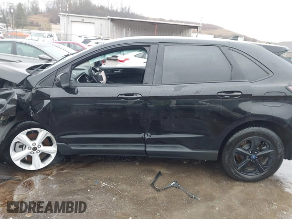 2021 Ford Edge SE with VIN 2FMPK4G99MBA22681, listed as a IAAI auction lot 41576016 with 92,457 mi miles and . Bid and sale history available at DreamBid. Image 15.
