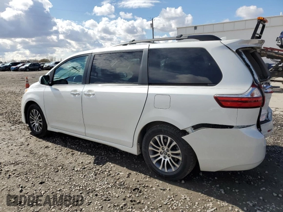 2019 Toyota Sienna XLE Auto Access Seat with VIN 5TDYZ3DC5KS976483, listed as a Copart auction lot 47670555 with 129,331 mi miles and Clean Title. Bid and sale history available at carsss.com. Image 2.