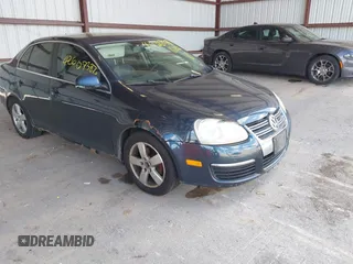2009 Volkswagen Jetta SE с VIN 3VWRZ71K69M145816, выставлен на аукционе IAAI как лот 42607382 с пробегом 207 419 миль миль и . История ставок и продаж доступна на DreamBid. Изображение 1.
