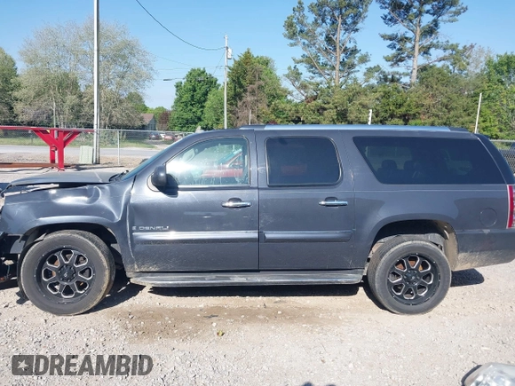 2008 GMC Yukon XL z VIN 1GKFK668X8J197029, wystawiony jako IAAI lot #42052242 z przebiegiem 193 928 mil mil oraz . Historia ofert i sprzedaży dostępna na DreamBid. Obrazek 15.