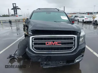 2017 GMC Yukon XL SLT with VIN 1GKS1GKC8HR393859, listed as a IAAI auction lot 41707823 with 79,072 mi miles. Bid and sale history available at carsss.com. Image 12.