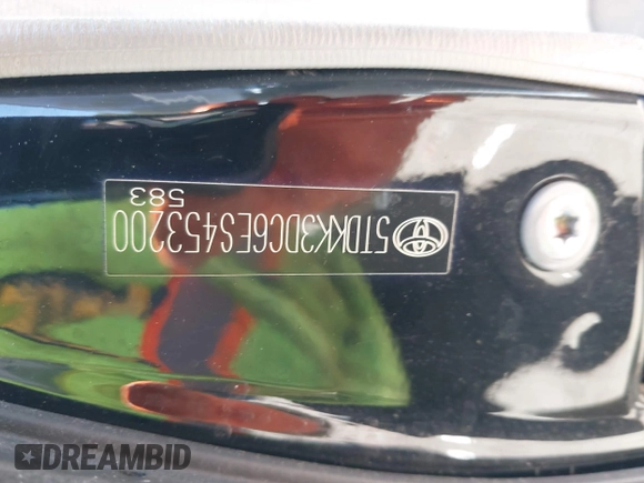 2014 Toyota Sienna LE AAS with VIN 5TDKK3DC6ES453200, listed as a IAAI auction lot 42277928 with 347,887 mi miles and . Bid and sale history available at DreamBid. Image 17.