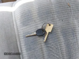 1994 Chevrolet Blazer с VIN 1GNEK18K7RJ352115, выставлен на аукционе IAAI как лот 42824882 с пробегом 259 666 миль миль и . История ставок и продаж доступна на DreamBid. Изображение 11.