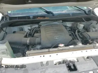 2018 Toyota Tundra SR5 с VIN 5TFDW5F10JX768227, выставлен на аукционе Copart как лот 68520645 с пробегом 98 591 миль миль и Чистый • Clean title. История ставок и продаж доступна на DreamBid. Изображение 15.
